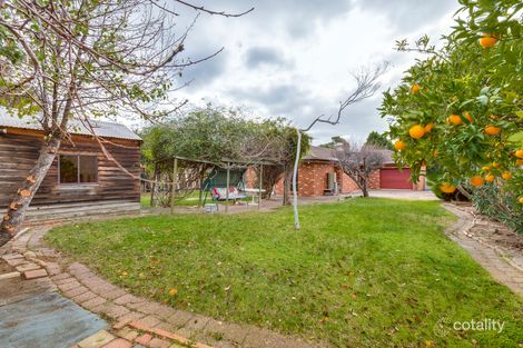 Property photo of 16 Cocoparra Crescent Taylors Lakes VIC 3038
