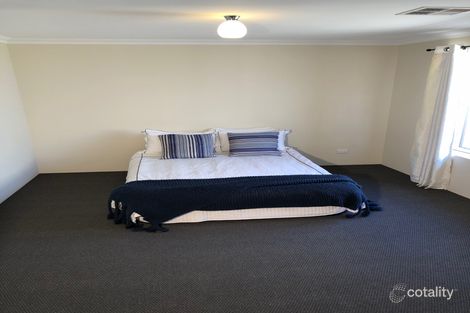 Property photo of 41 Whimbrel Vista Tapping WA 6065