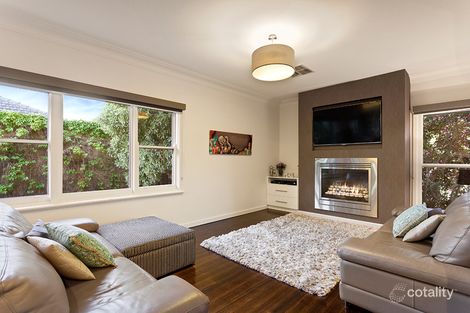 Property photo of 1 Carisbrook Crescent Lower Plenty VIC 3093