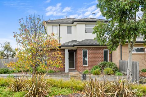 Property photo of 120 James Mirams Drive Roxburgh Park VIC 3064
