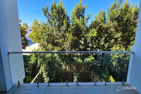 Property photo of 10/1 Mervyn Thomas Drive Hope Island QLD 4212