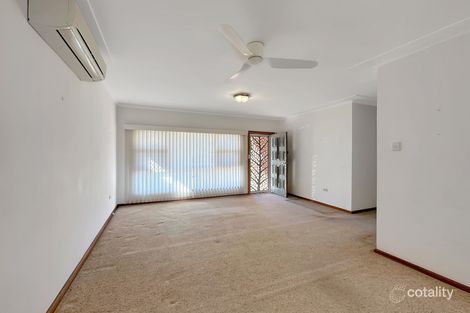 Property photo of 43 Camellia Circle Woy Woy NSW 2256