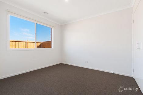 Property photo of 96 Park Orchard Drive Pakenham VIC 3810