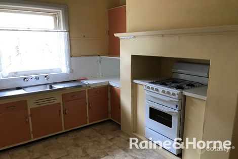 Property photo of 19 Casey Street Orange NSW 2800