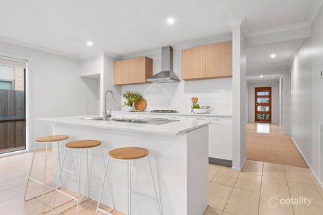Property photo of 11 Sanderling Avenue Armstrong Creek VIC 3217