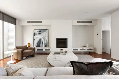Property photo of 17 St Matthews Way Prahran VIC 3181
