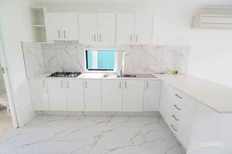 Property photo of 284 Prairie Vale Road Prairiewood NSW 2176