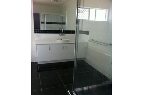Property photo of 10 John Street Thorneside QLD 4158