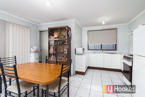 Property photo of 23 Winsome Avenue Plumpton NSW 2761