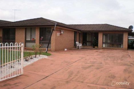 Property photo of 4 Condello Crescent Edensor Park NSW 2176