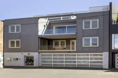 Property photo of 17 St Matthews Way Prahran VIC 3181