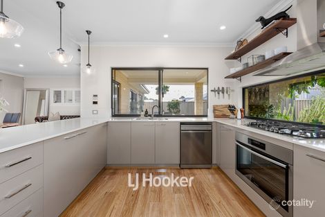 Property photo of 17 Hatfield Way Millbridge WA 6232