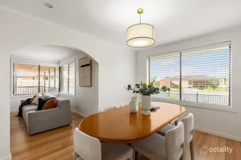 Property photo of 13 Sheldon Place Sunshine West VIC 3020