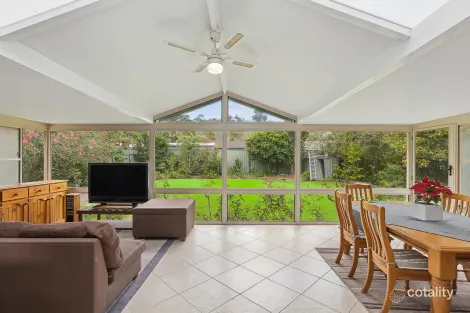 Property photo of 10 Samantha Crescent Kincumber NSW 2251