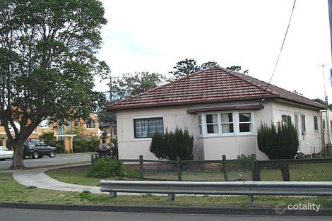 Property photo of 185 Barrenjoey Road Ettalong Beach NSW 2257