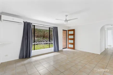 Property photo of 3 Rosella Court Carrara QLD 4211