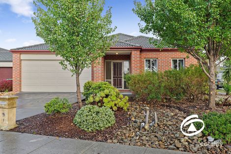 Property photo of 7 Sagan Drive Cranbourne North VIC 3977