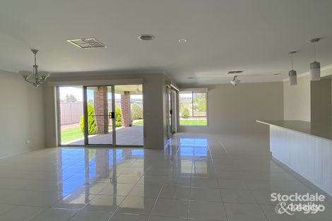 Property photo of 47 Malmsbury Crescent Kialla VIC 3631