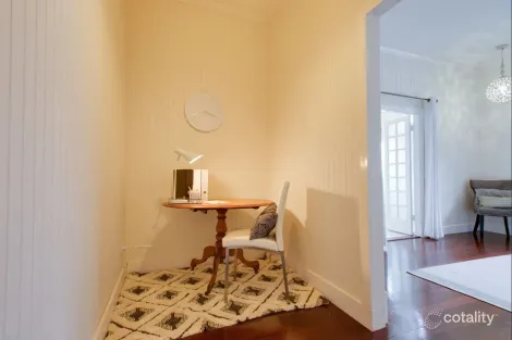 Property photo of 1 Whitehill Road Newtown QLD 4305