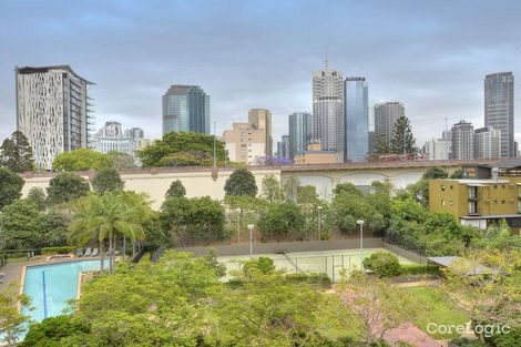 Property photo of 56/15 Goodwin Street Kangaroo Point QLD 4169