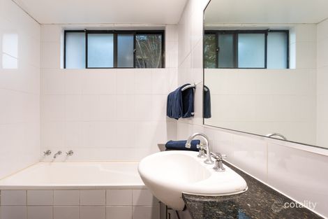 Property photo of 2/49-51 Roscoe Street Bondi Beach NSW 2026