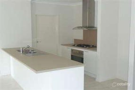 Property photo of 3 Lind Street Craigieburn VIC 3064