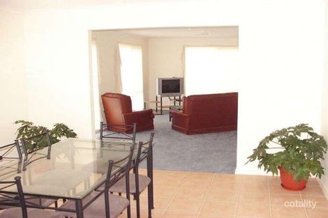 Property photo of 27 Stringy Bark Circuit Pakenham VIC 3810