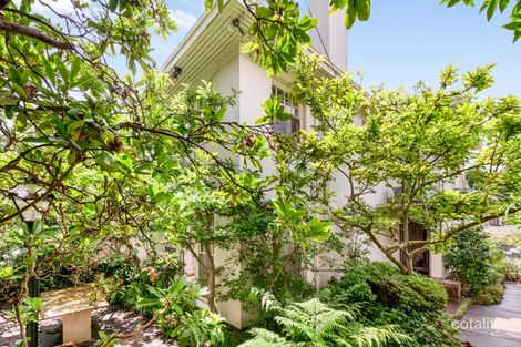 1/4 Lansell Rd, Toorak, VIC 3142