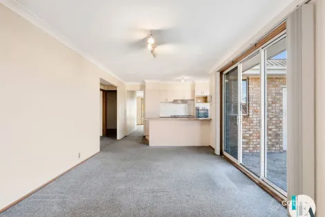 Property photo of 9 Meroo Close Flinders NSW 2529