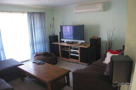 Property photo of 1 Flynn Court Narre Warren South VIC 3805