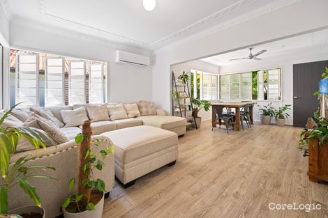 Property photo of 7 Walton Street Southport QLD 4215