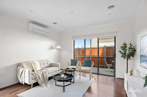 Property photo of 33 Rathdowne Drive Mickleham VIC 3064