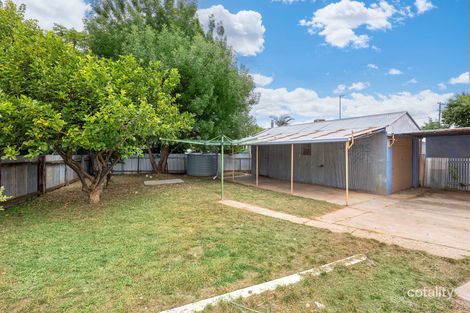 Property photo of 4 Essex Road Mount Austin NSW 2650
