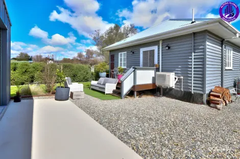 Property photo of 90 Bulwer Street Tenterfield NSW 2372