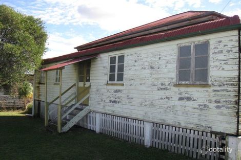 24 Wattle St, North Booval, QLD 4304