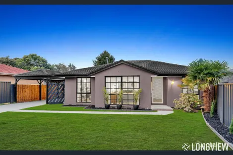 Property photo of 1/4 Greenlaw Crescent Berwick VIC 3806