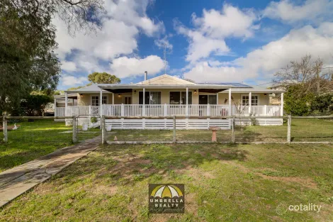 2 Southway Cl, Preston Beach, WA 6215