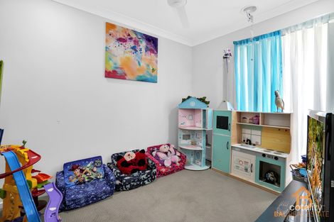 Property photo of 14 Gosse Crescent Brookfield VIC 3338