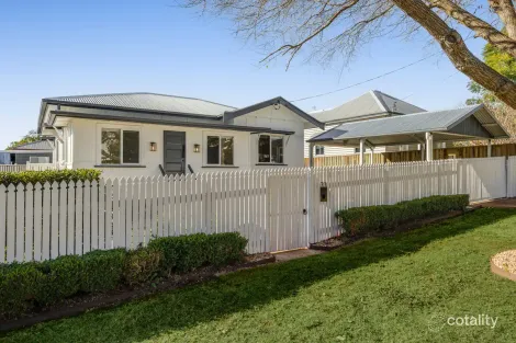 71 Cranley St, South Toowoomba, QLD 4350