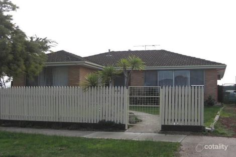 13 Burnleigh Dr, Gladstone Park, VIC 3043