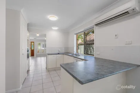 Property photo of 32 Ure Street Wynnum QLD 4178