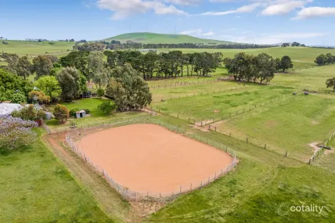 17 Camerons Lane, Waubra, VIC 3352