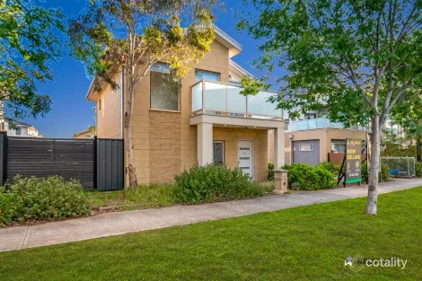 27/2 Rockgarden Dr, Truganina, VIC 3029