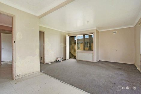 Property photo of 13 Greenway Avenue Woodberry NSW 2322