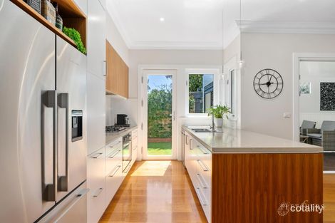 Property photo of 5 Destoop Court Blackburn North VIC 3130