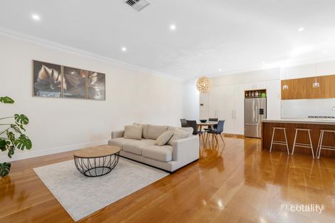 Property photo of 5 Destoop Court Blackburn North VIC 3130