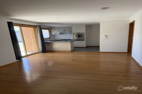 Property photo of 46 Rokeby Crescent Craigieburn VIC 3064