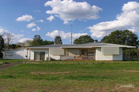 10 Stephens St E, Murgon, QLD 4605