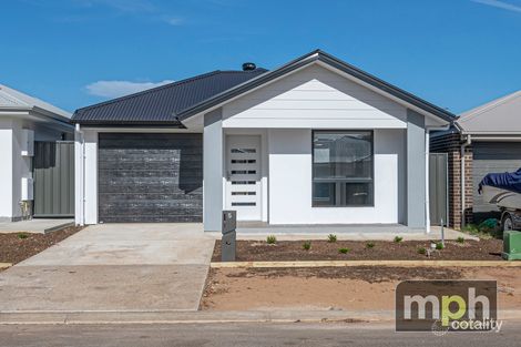 Property photo of 13 Maiolo Crescent Blakeview SA 5114