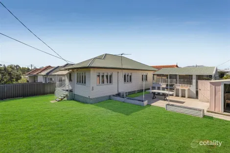 2 Abdale St, Wavell Heights, QLD 4012